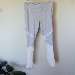 Mondetta gray and white mesh cut out leggings
